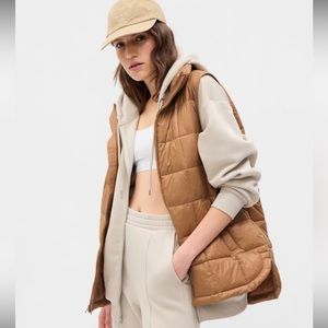 GAP Puffer Vest